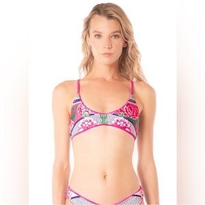 NWT Maaji Deep Pink Liberties
Classic Bralette Bikini Top